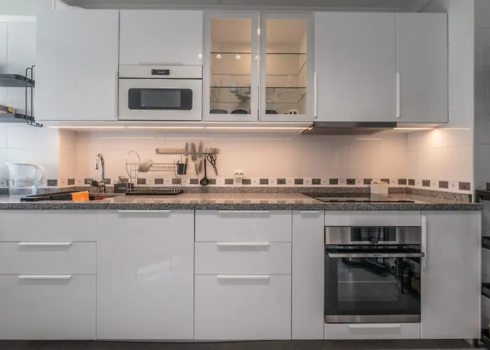 Appartement -malagasunapts-mid Term Corte Ingles *