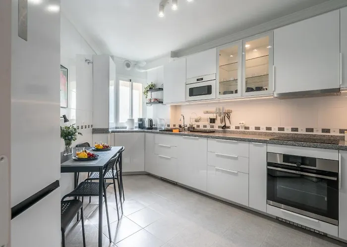 Appartement -malagasunapts-mid Term Corte Ingles *